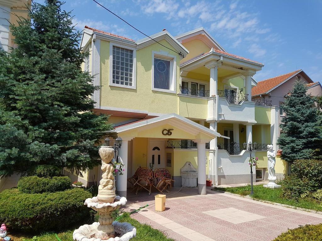 Villa Kraljevski クマノヴォ エクステリア 写真